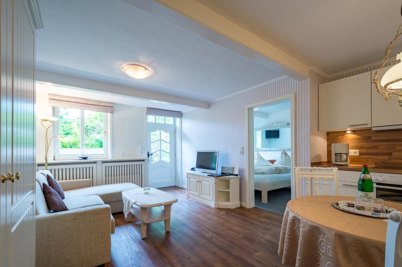 Inselhotel Arfsten Wyk auf Föhr Dış mekan fotoğraf